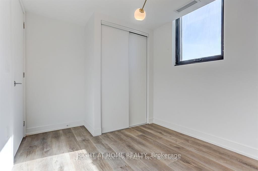 1 Jarvis Street, Unit 433 - Photo 19