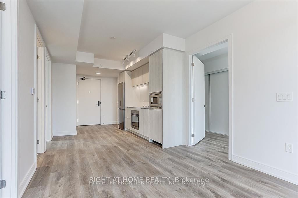 1 Jarvis Street, Unit 433 - Photo 9