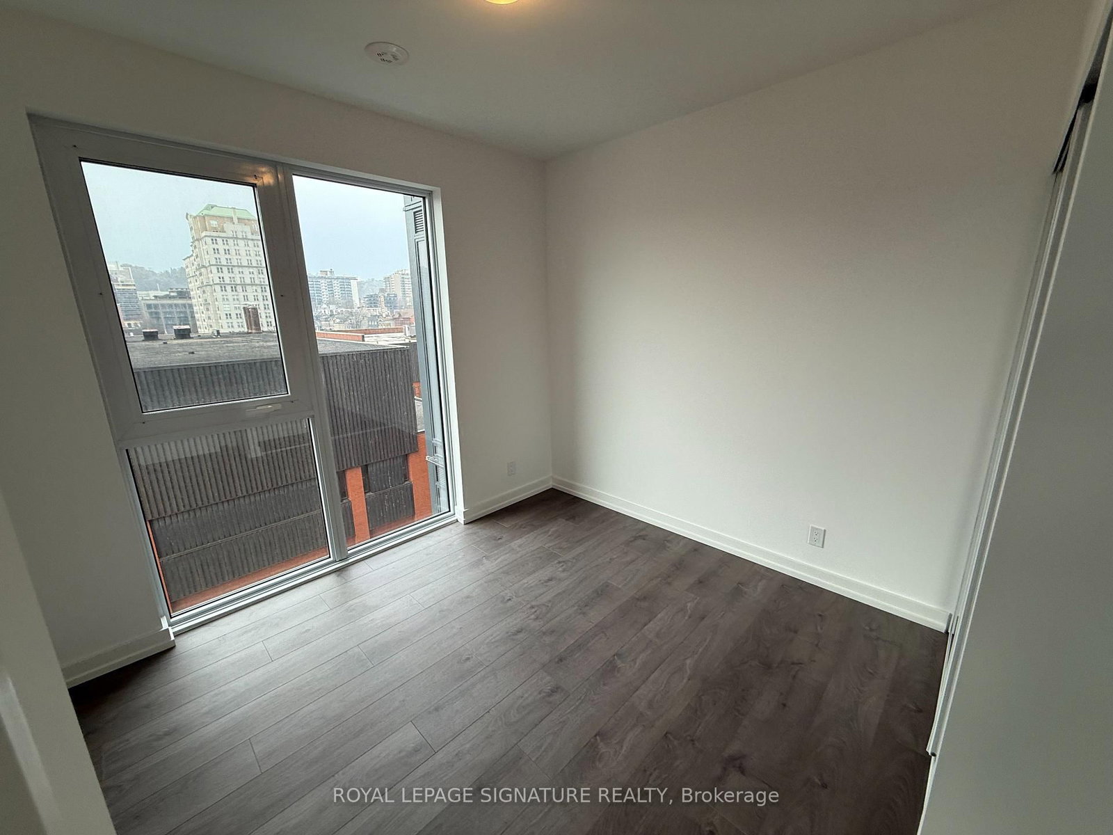 75 James Street S, Unit 615 - Photo 14