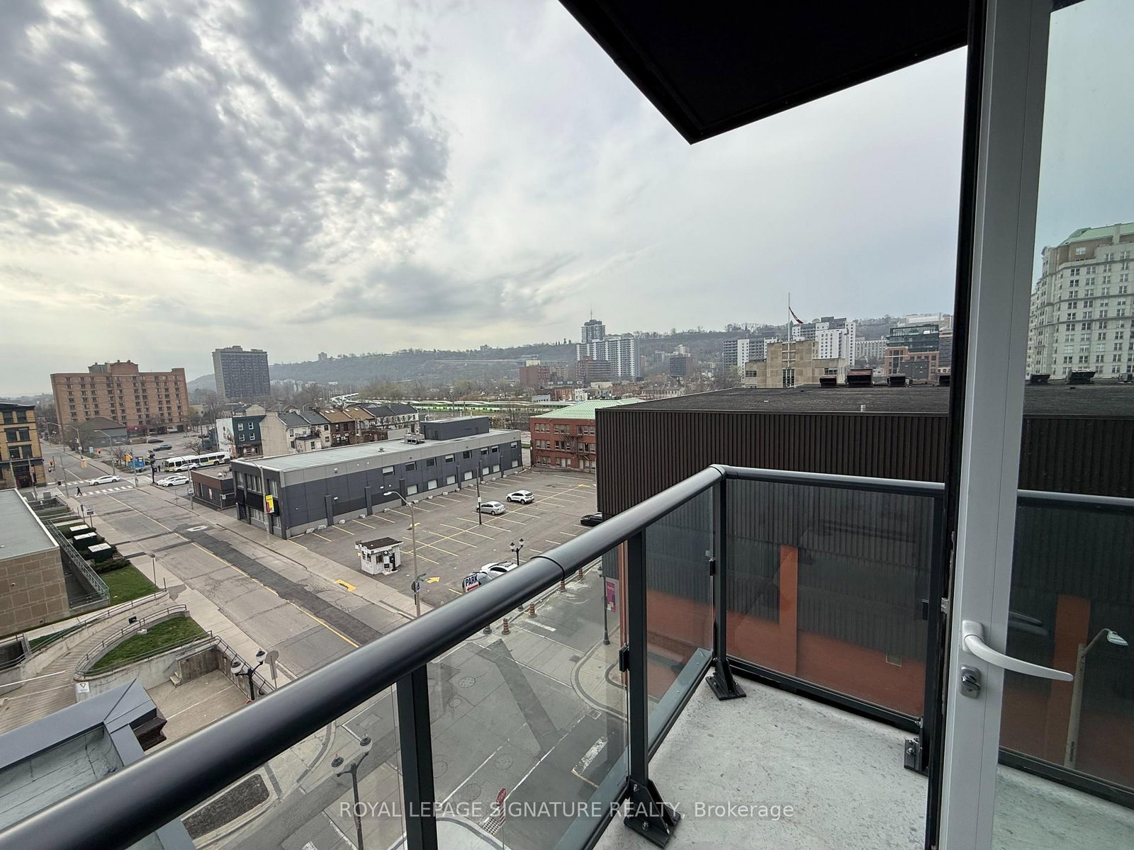 75 James Street S, Unit 615 - Photo 16