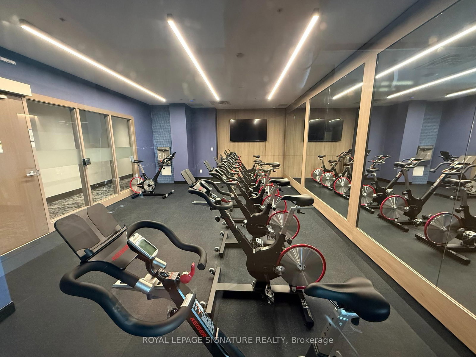 75 James Street S, Unit 615 - Photo 17