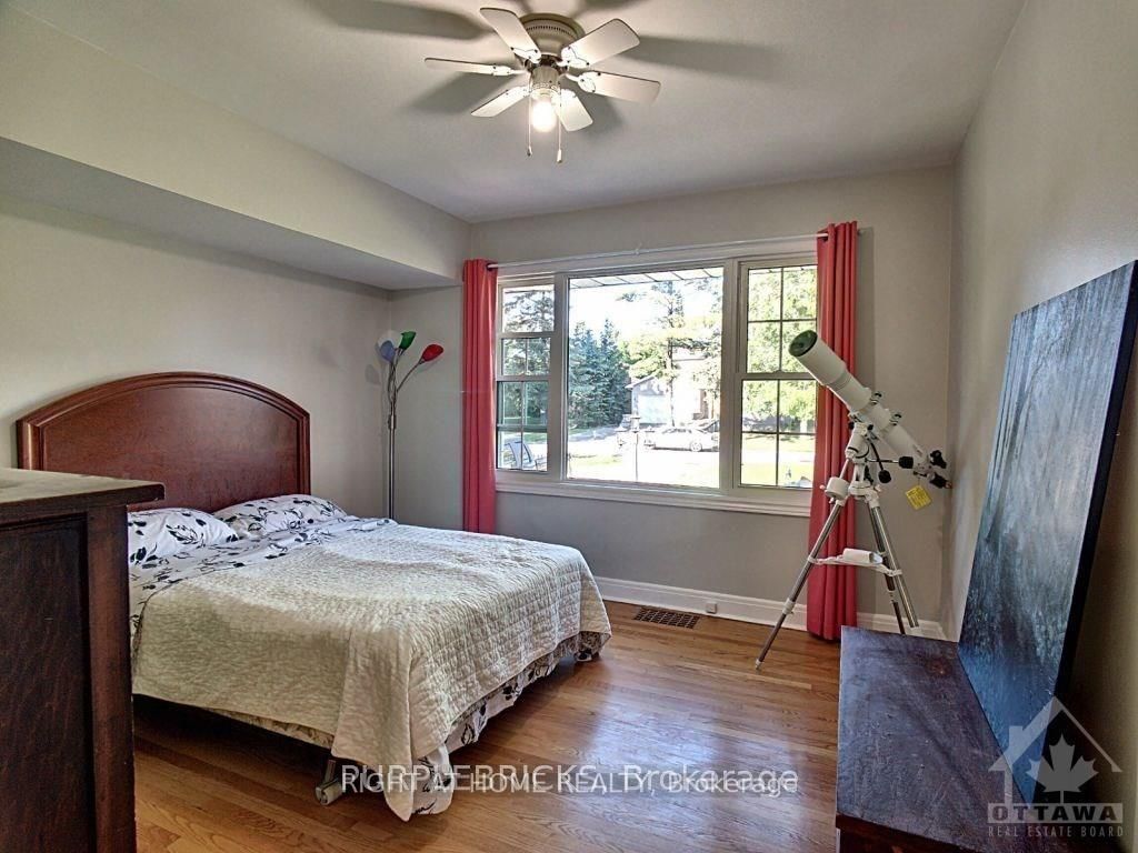 40 W Gilbey Drive, Unit Main Floor - Photo 8