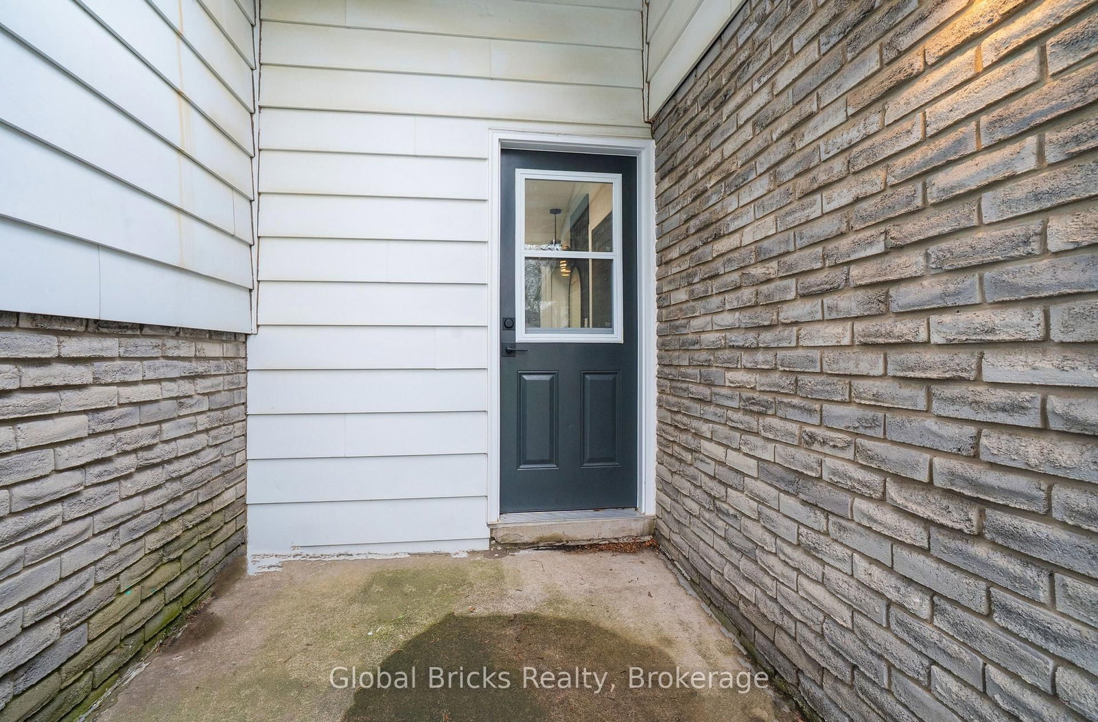 5780 Theresa Street - Photo 34