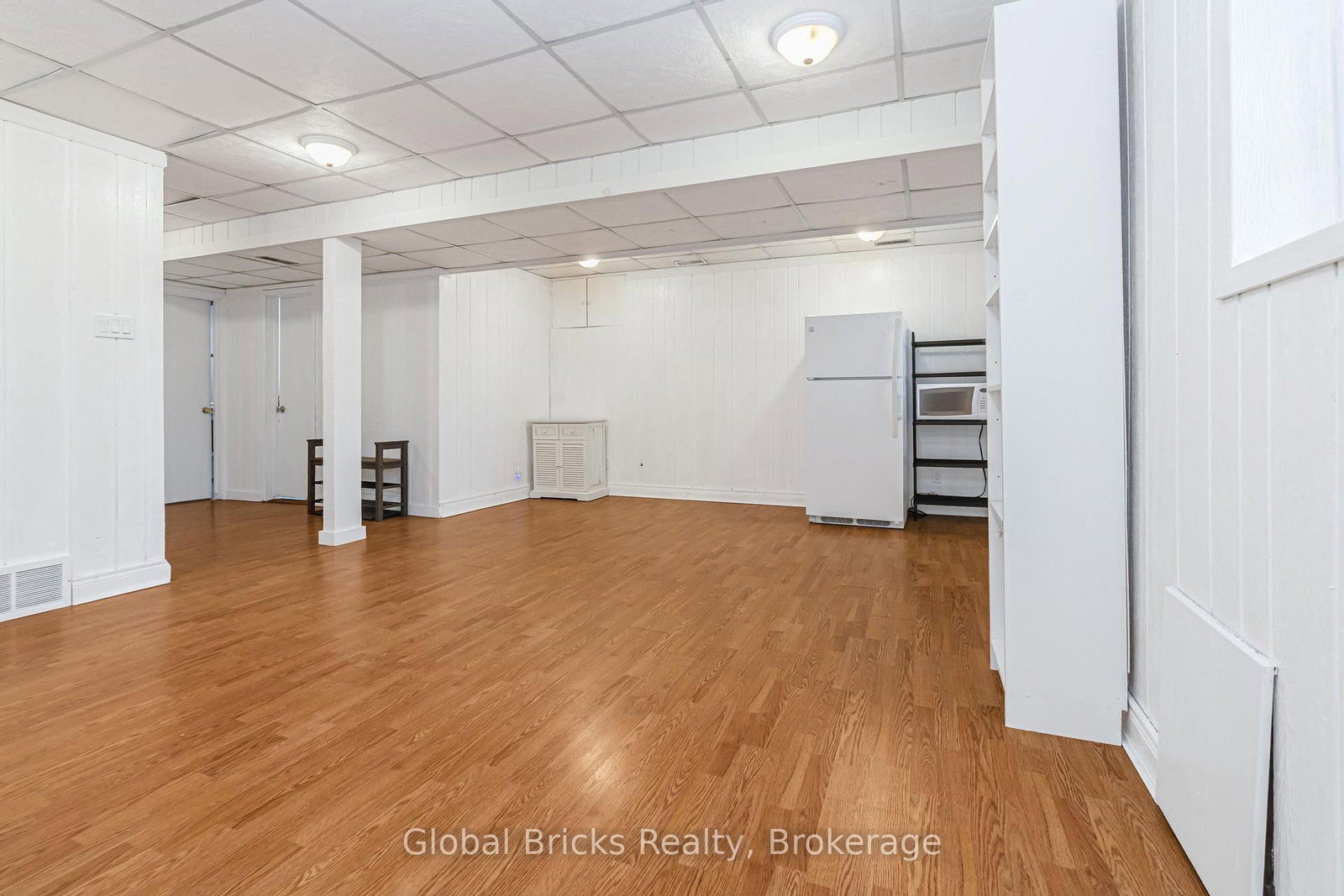 5780 Theresa Street - Photo 35