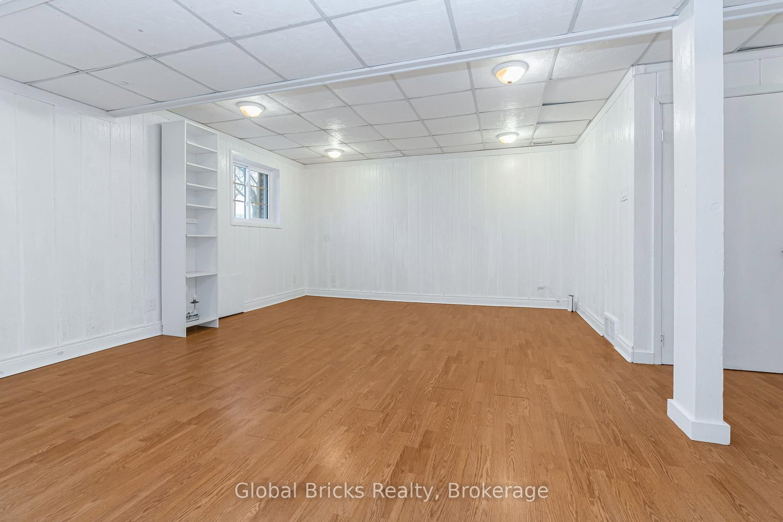 5780 Theresa Street - Photo 37