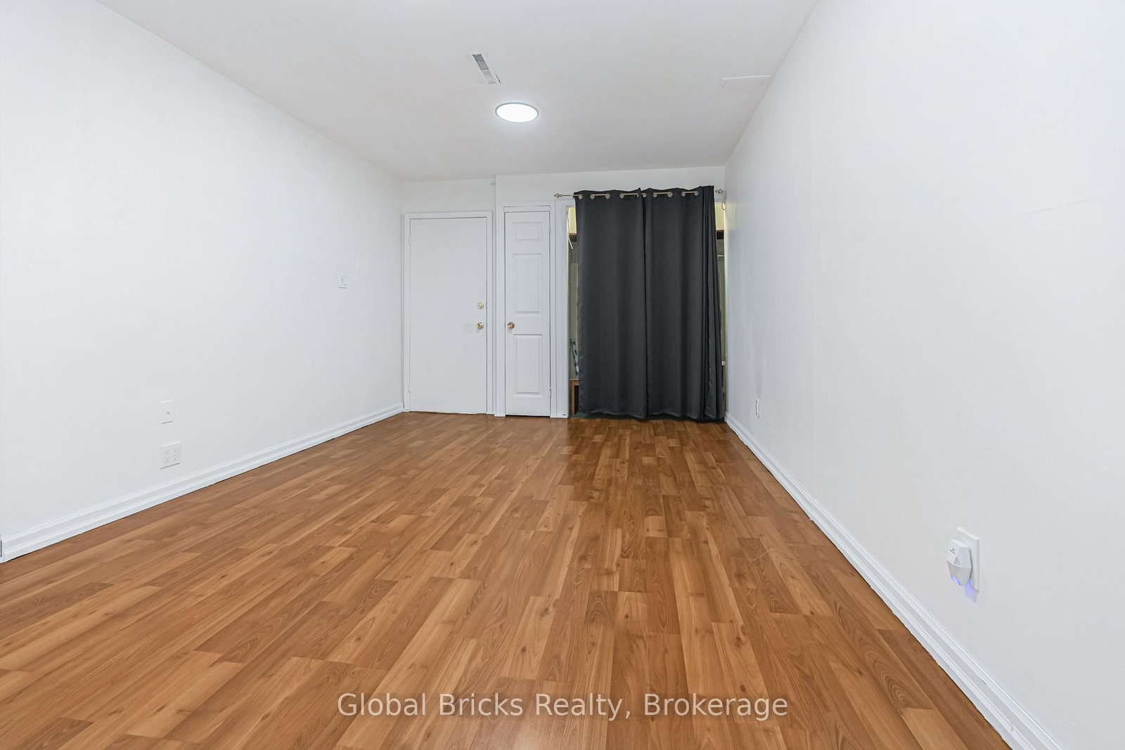 5780 Theresa Street - Photo 38