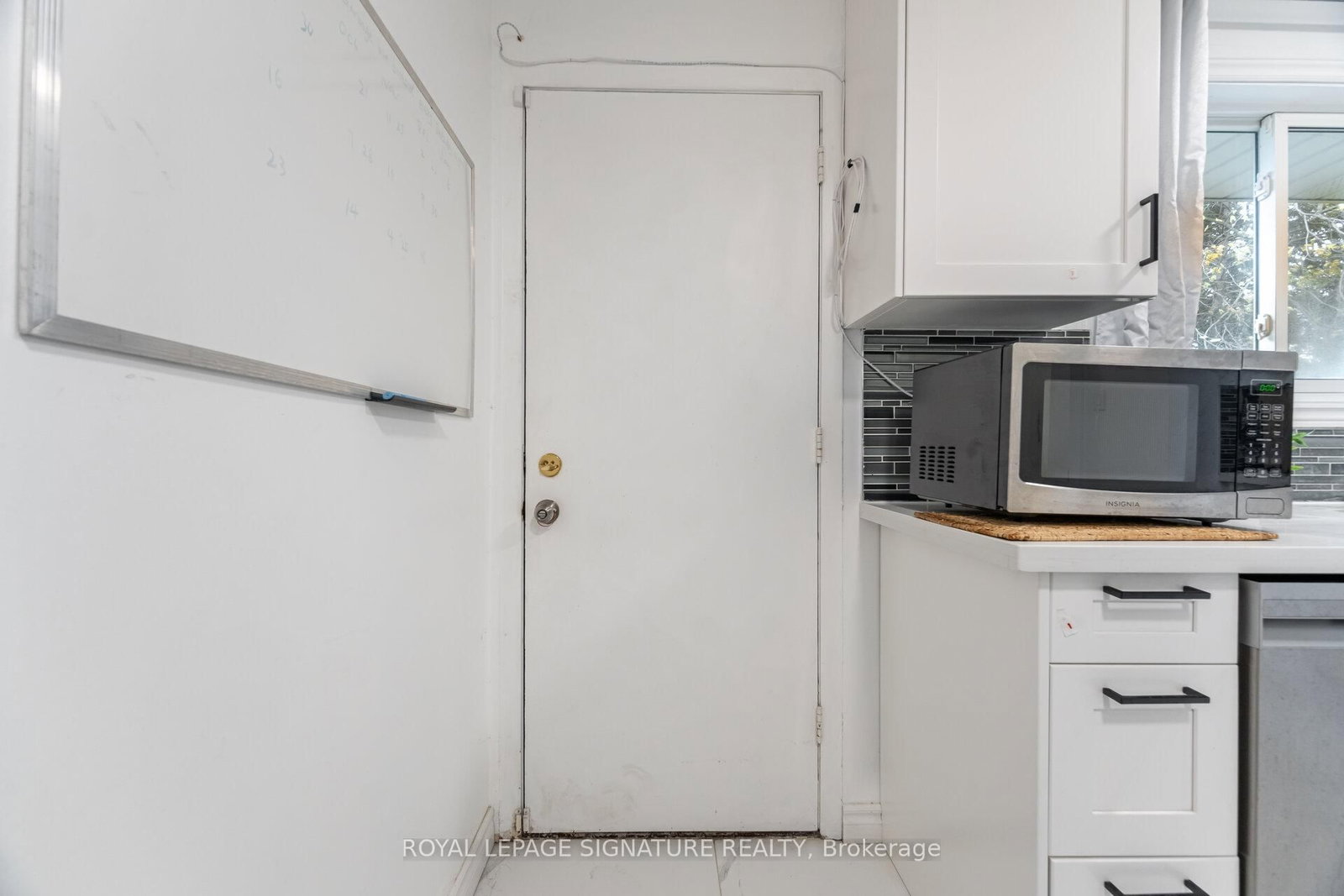 406 Tamarack Drive - Photo 17