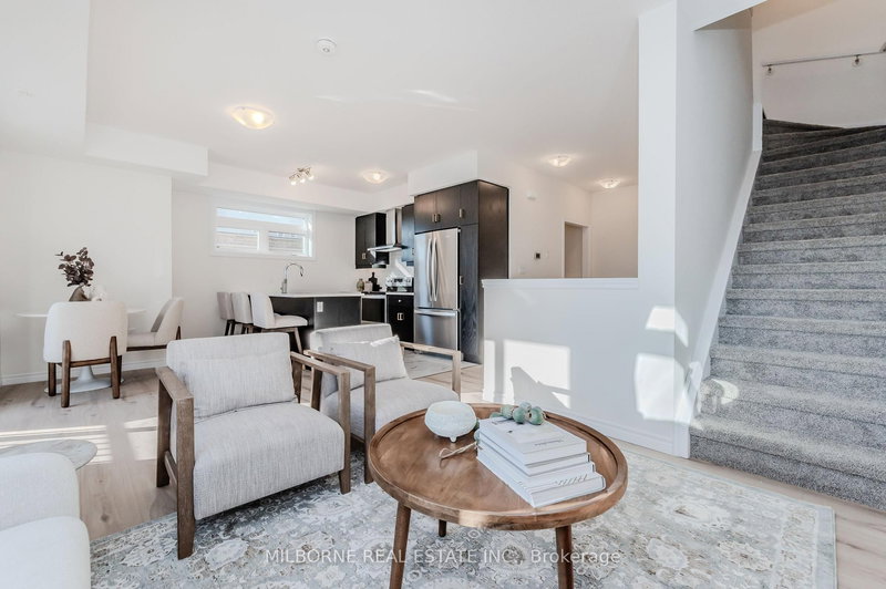 36 Thatcher Dr, Guelph, N1L 0R8 | Image 2