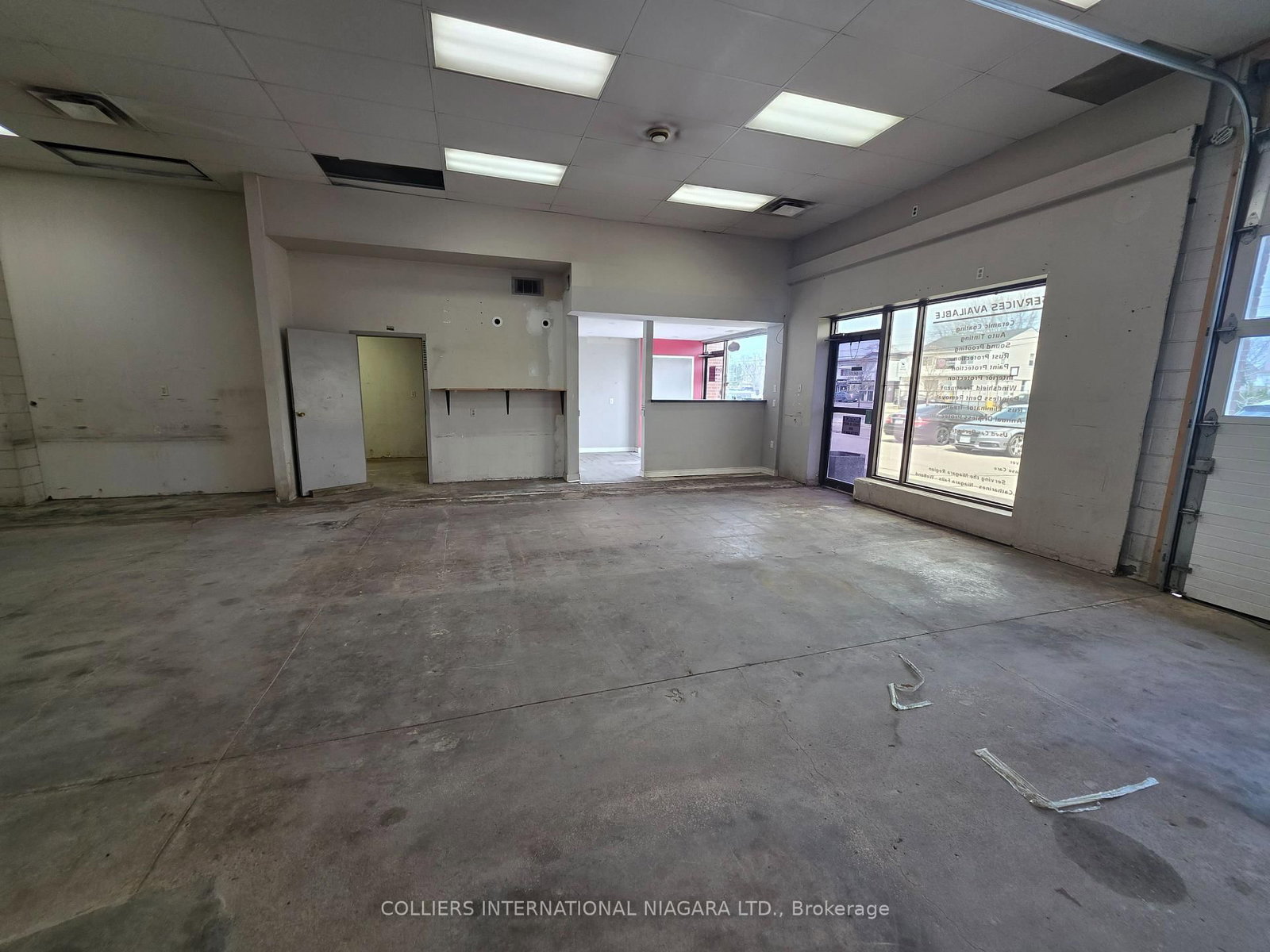 455 Merritt Street W, Unit 3 - Photo 4