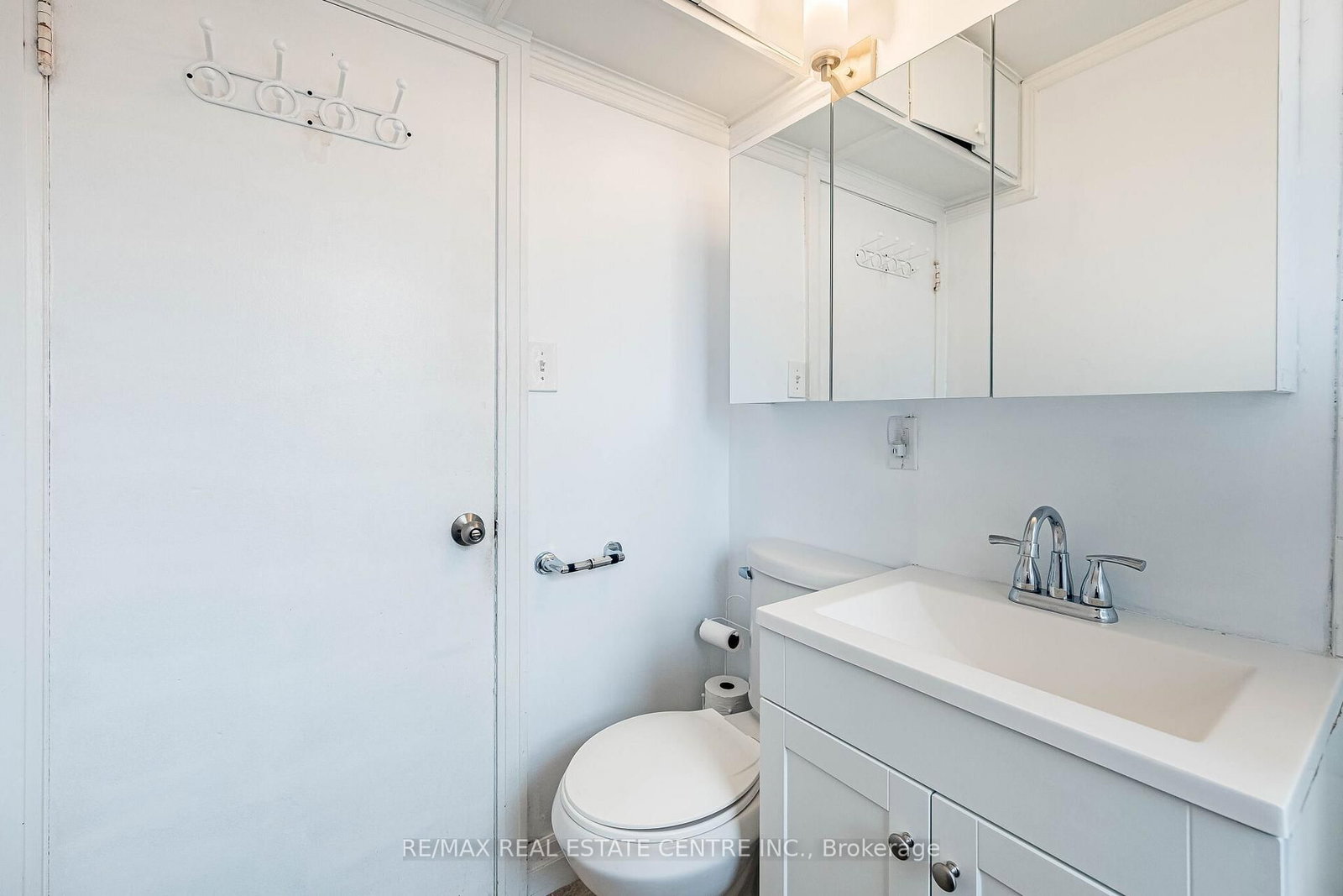 40 Ellis Crescent N - Photo 17