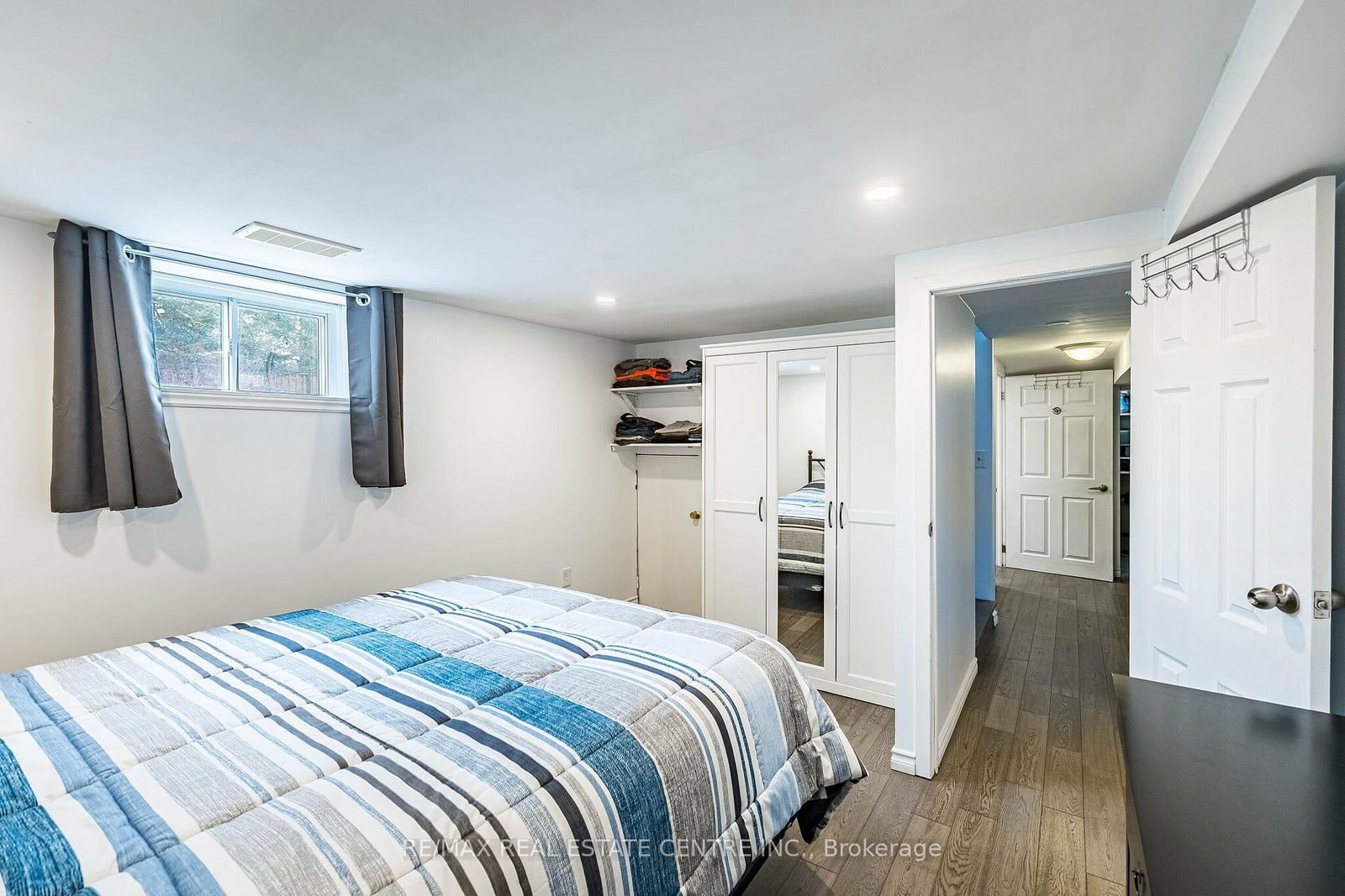 40 Ellis Crescent N - Photo 36