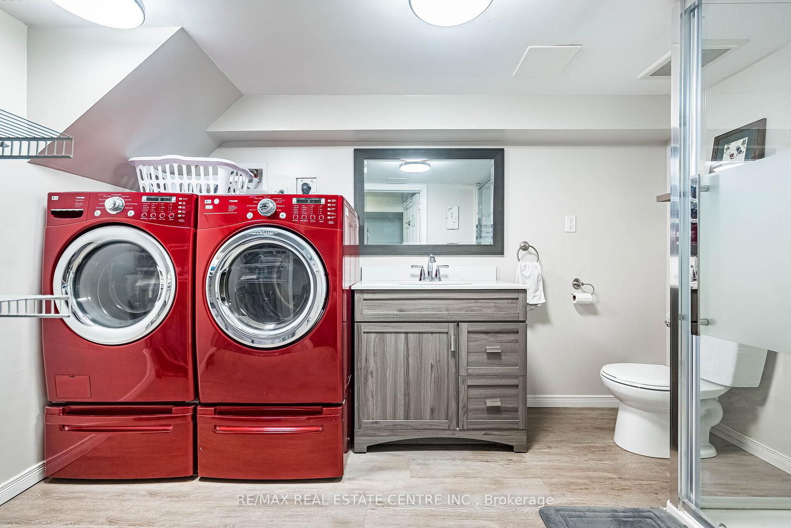 40 Ellis Crescent N - Photo 38