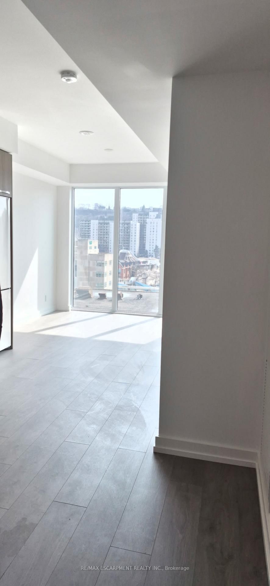 75 James Street S, Unit 818 - Photo 12