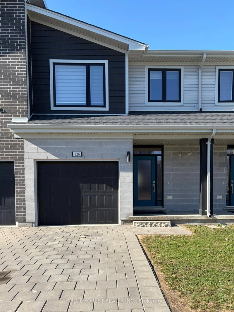 home for lease on 126-177 Edgevalley Road