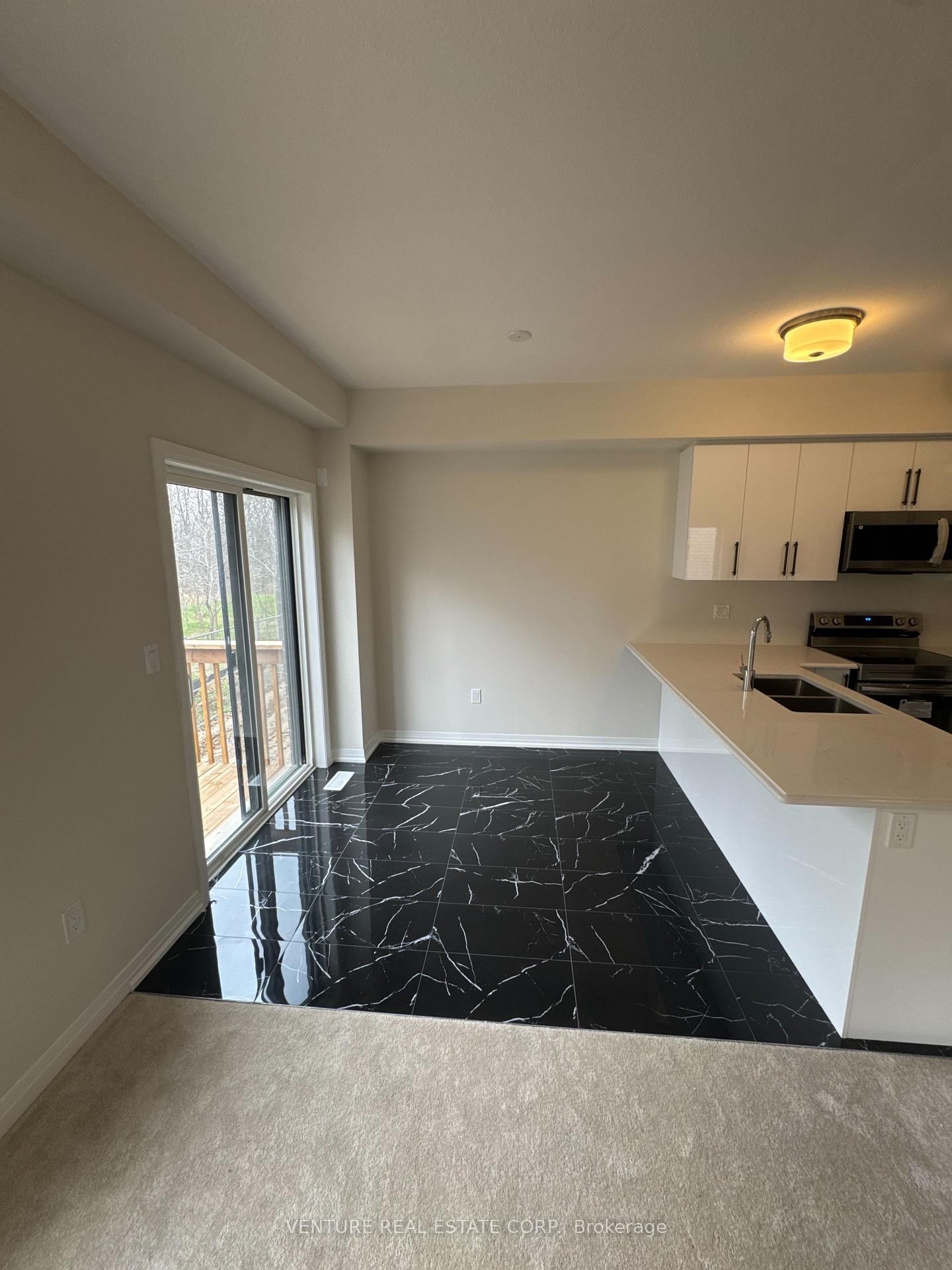 660 Colborne Street W, Unit C-12 - Photo 10