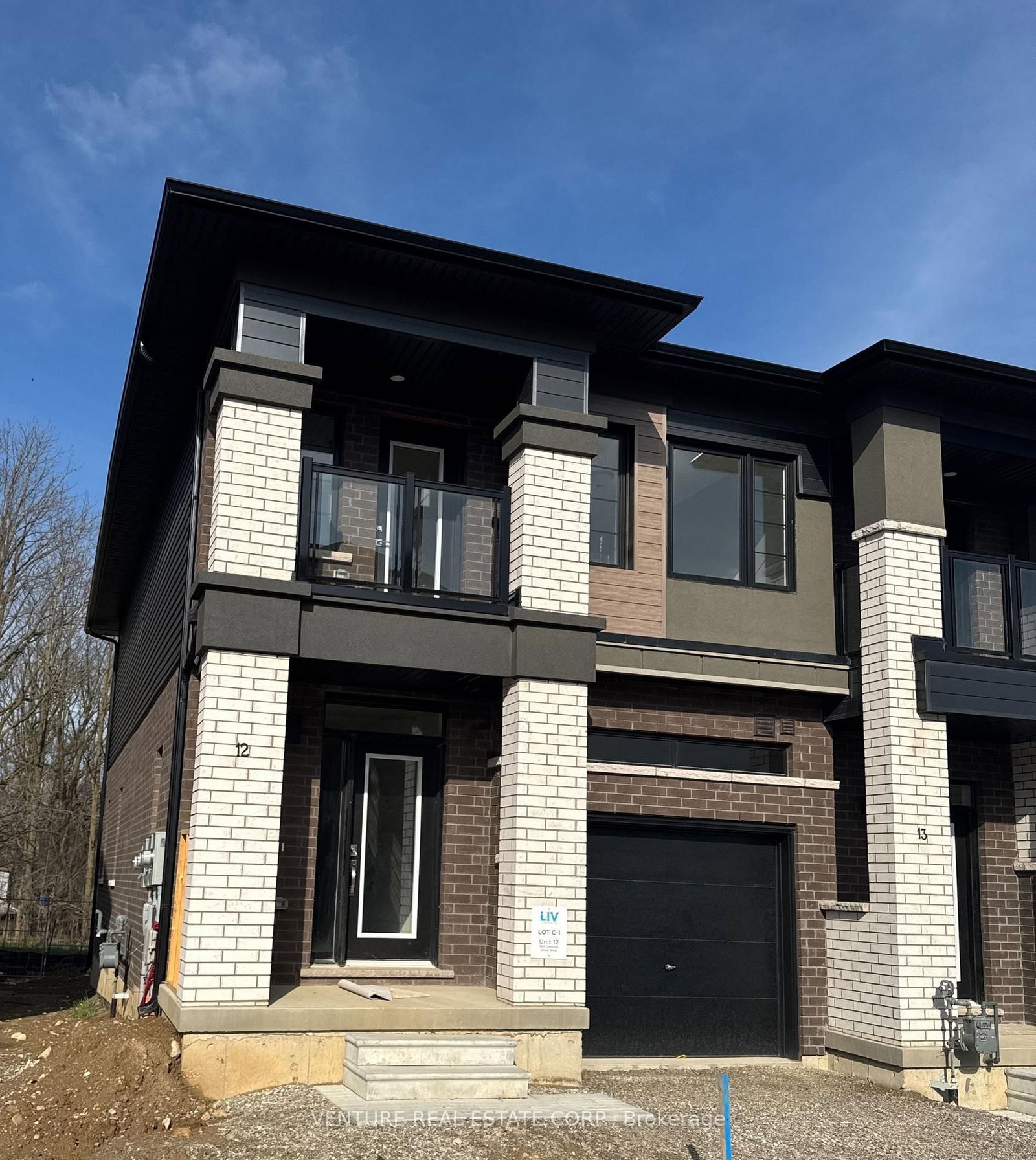 660 Colborne Street W, Unit C-12 - Photo 2