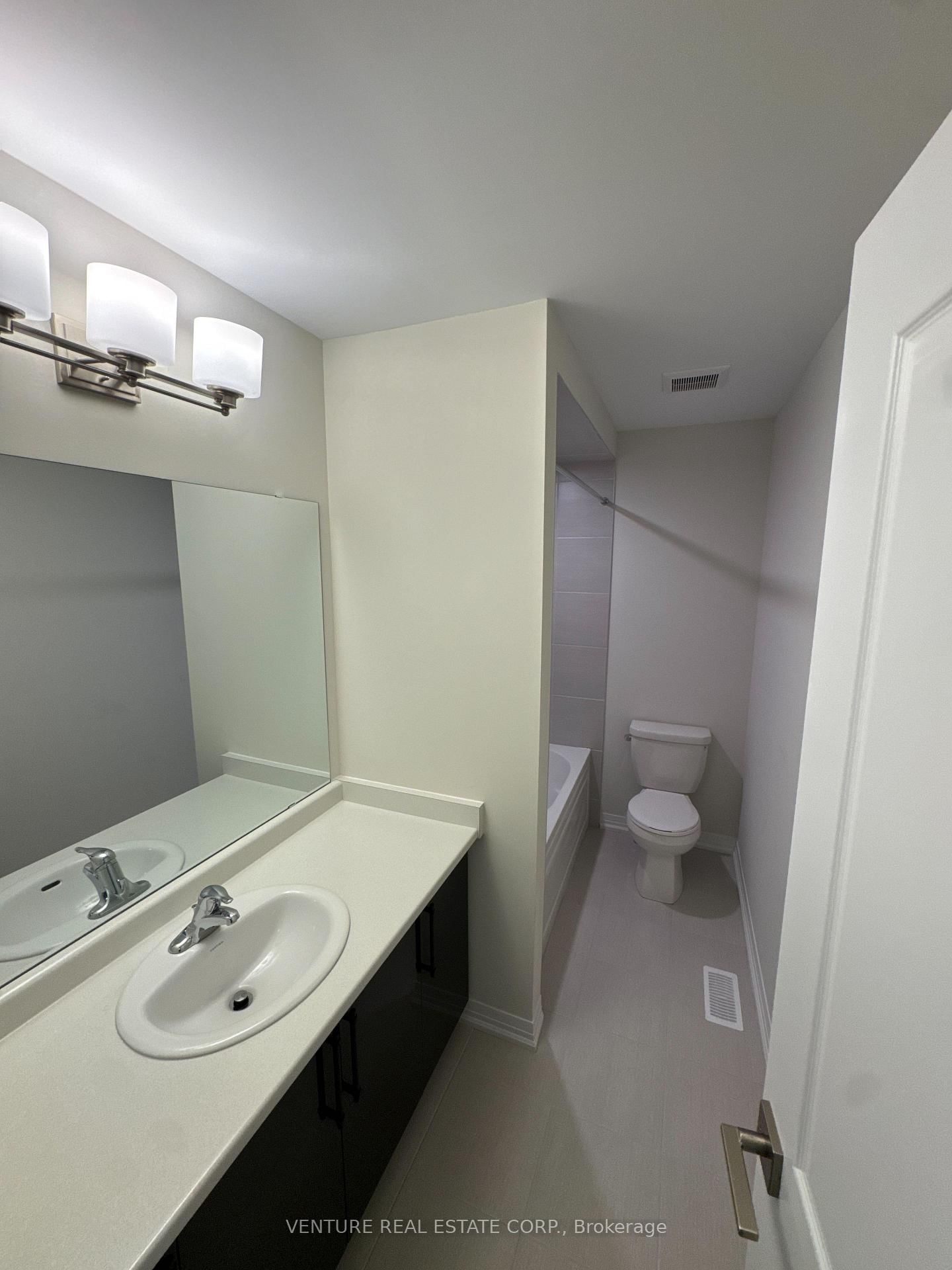 660 Colborne Street W, Unit C-12 - Photo 22