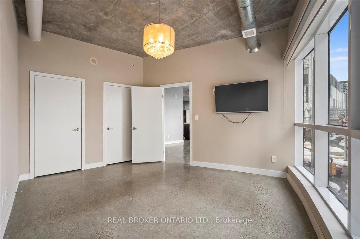 1 VICTORIA Street S, Unit 203 - Photo 15