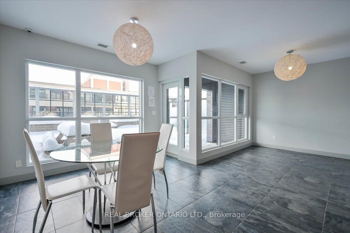 1 VICTORIA Street S, Unit 203 - Photo 22