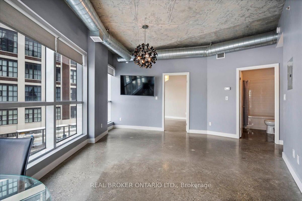 1 VICTORIA Street S, Unit 203 - Photo 7