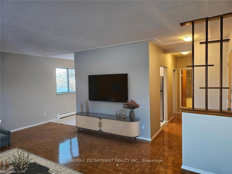 B2 - 2205 King St E, Hamilton, L8K 1W9 | Image 2