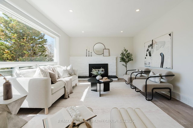 17 Wolmsley Crescent