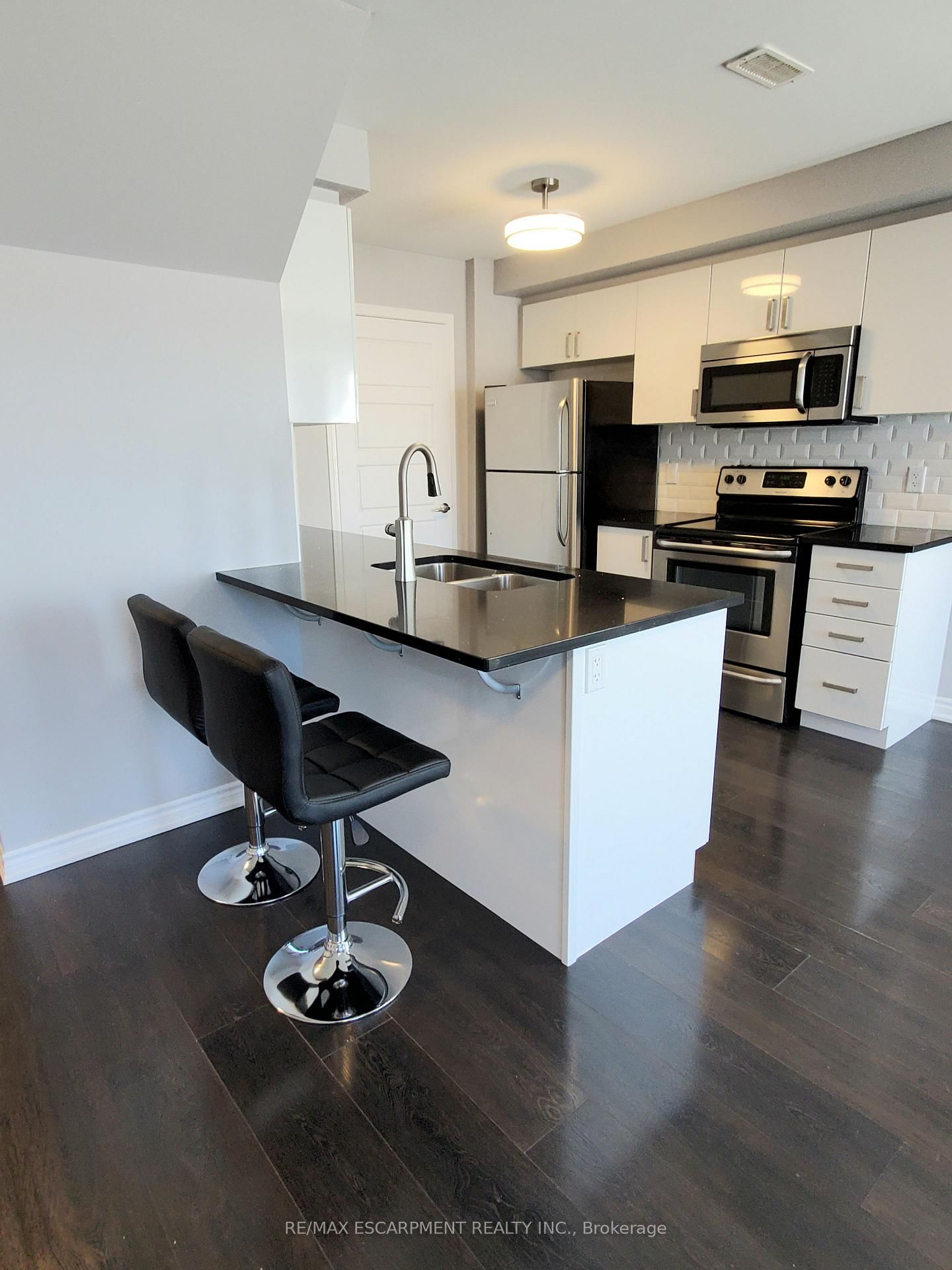 124 Daylily Lane - Photo 3