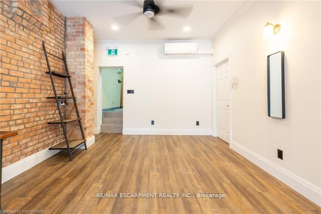 299 James Street N - Photo 11