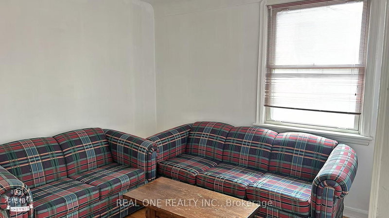 First floor - 92 Binkley Cres W, Hamilton, L8S 3L1 | Image 3