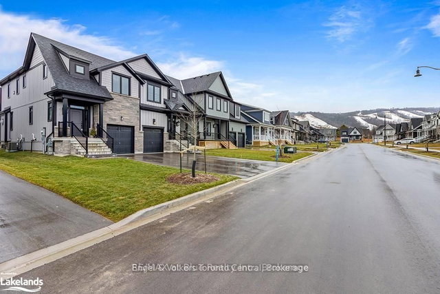 123 BLACK WILLOW Crescent