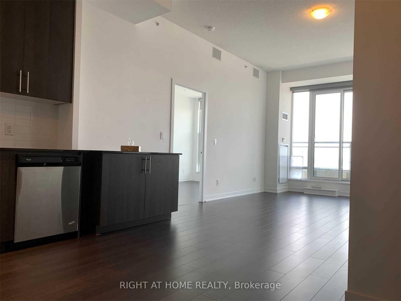 1609 - 85 Duke Street W