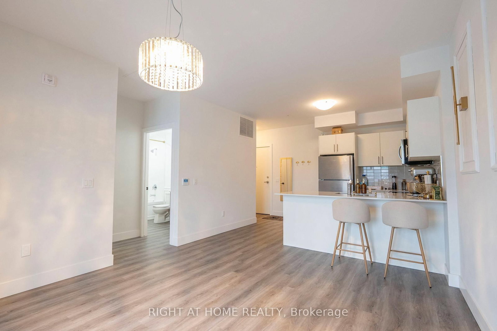 1000 Lackner Place Place E, Unit 302