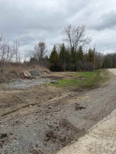 8050 Adam Baker Way • Metcalfe, ON photo 4