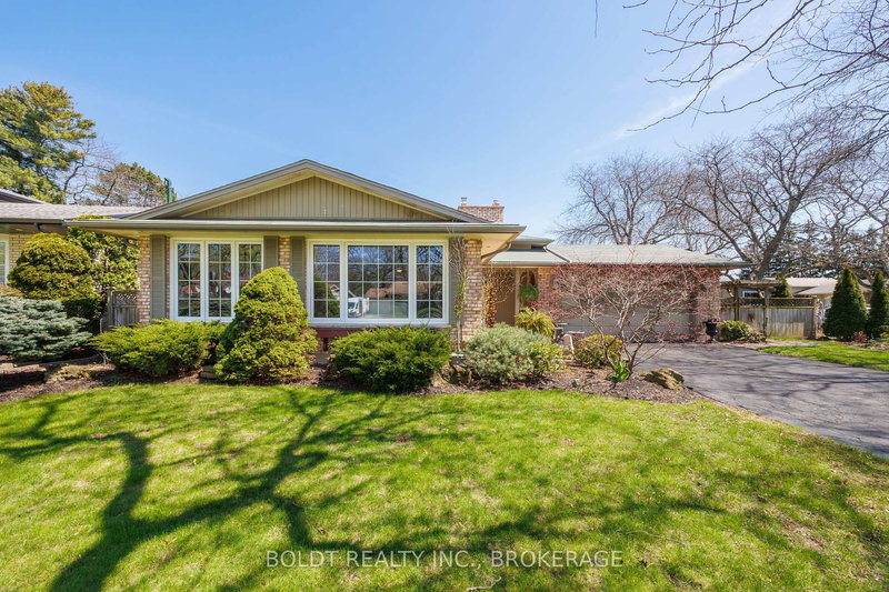 24 Mississauga Rd, St. Catharines, L2N 3K4 | Image 2