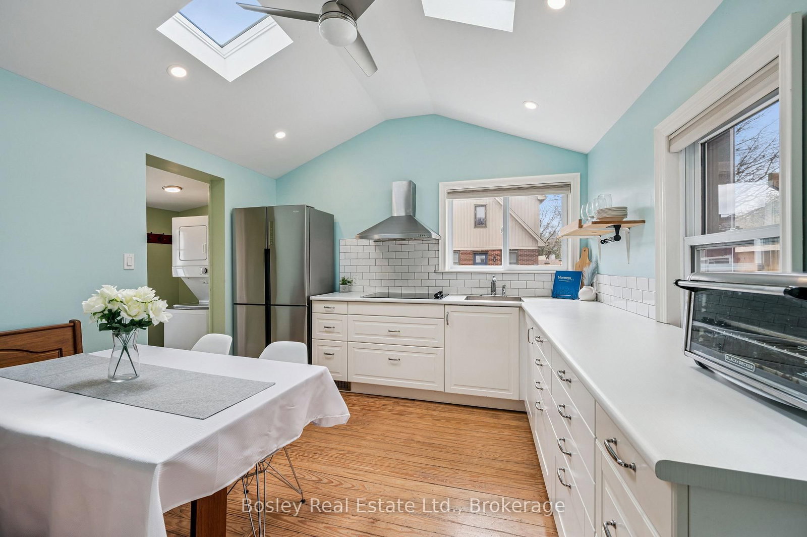 326 Exhibition Street - Photo 21