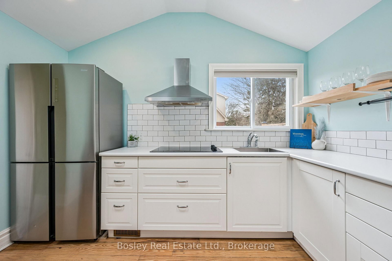 326 Exhibition Street - Photo 22