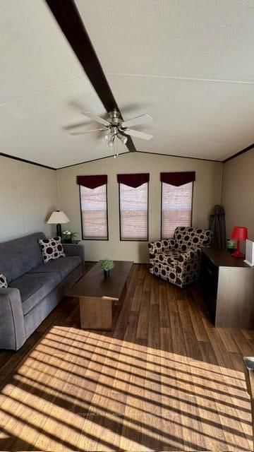 CKL007 - 486 County Road