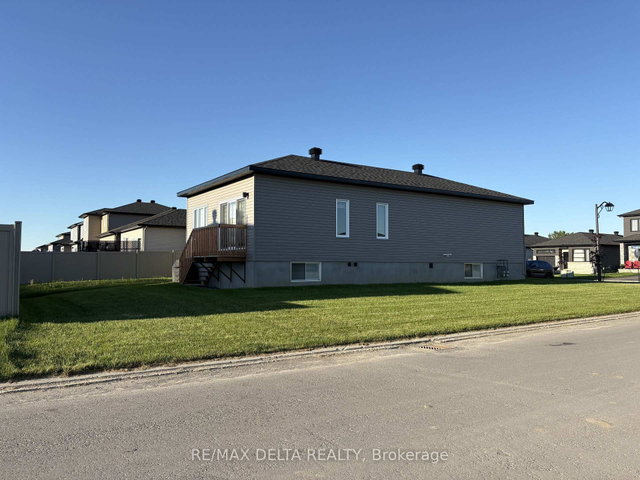 A - 517 Chambord Street