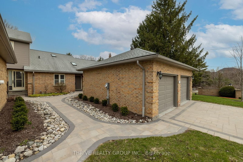 25 - 701 Lansdowne Ave, Woodstock, N4T 1K1 | Image 2