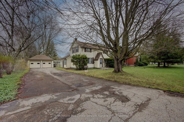 61 St. John Street S