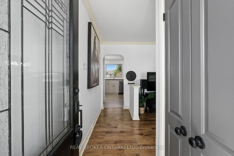 121 Goodfellow Rd E, Peterborough, K9J 5W9 | Image 3