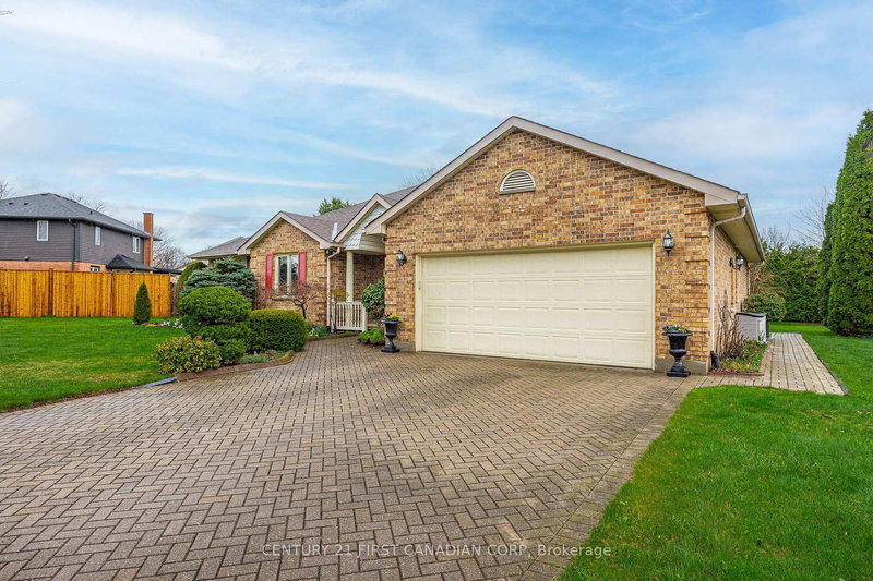 7069 Diane Cres, London South, N6P 1G2 | Image 2