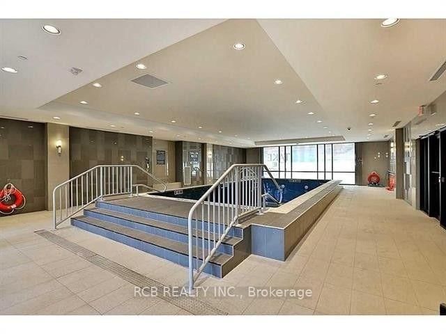 150 Main Street W, Unit 302 - Photo 4