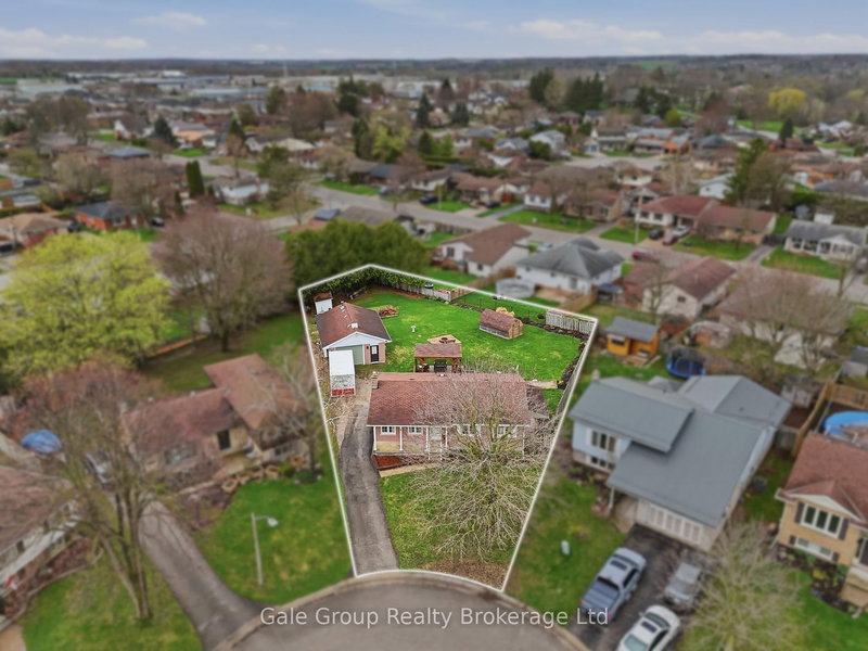 3 Larch Pl, Ingersoll, N5C 3S6 | Image 2