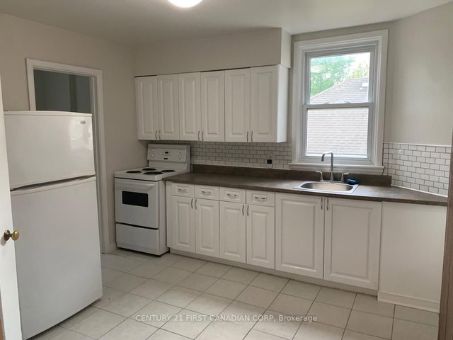 Apt 3 - 359 Princess Avenue