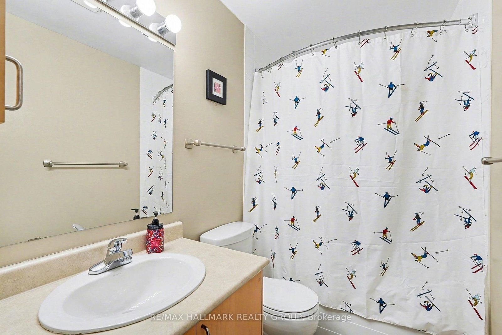 205 Bolton Street, Unit 315 - Photo 12