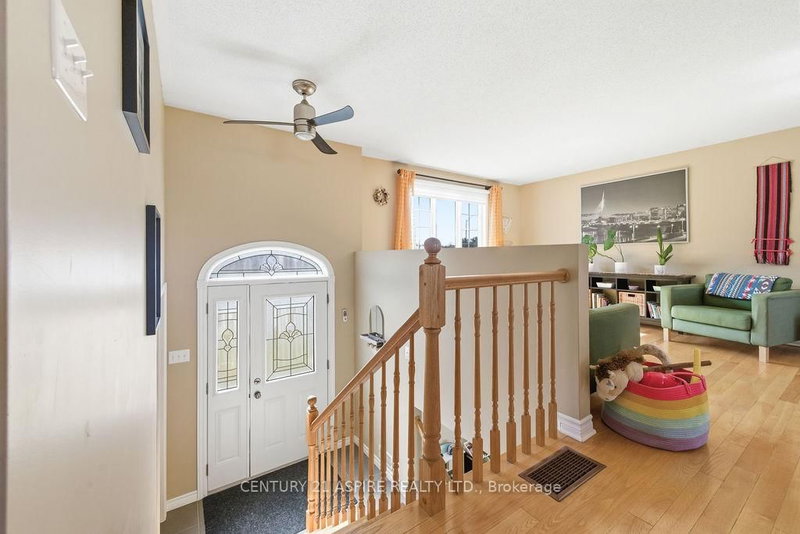 64 Spruce St, Petawawa, K8H 3N6 | Image 3