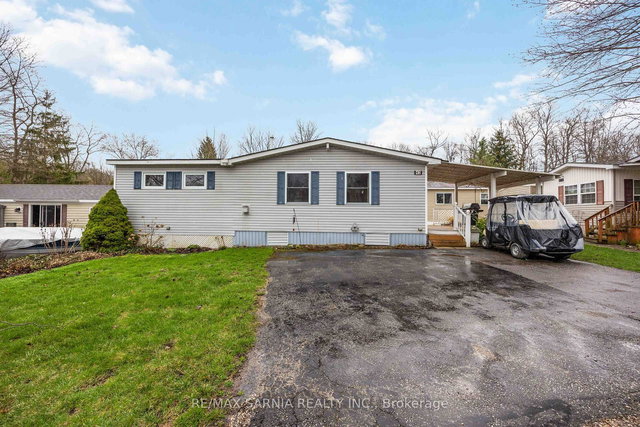 A42 - 4895 Lakeshore Road