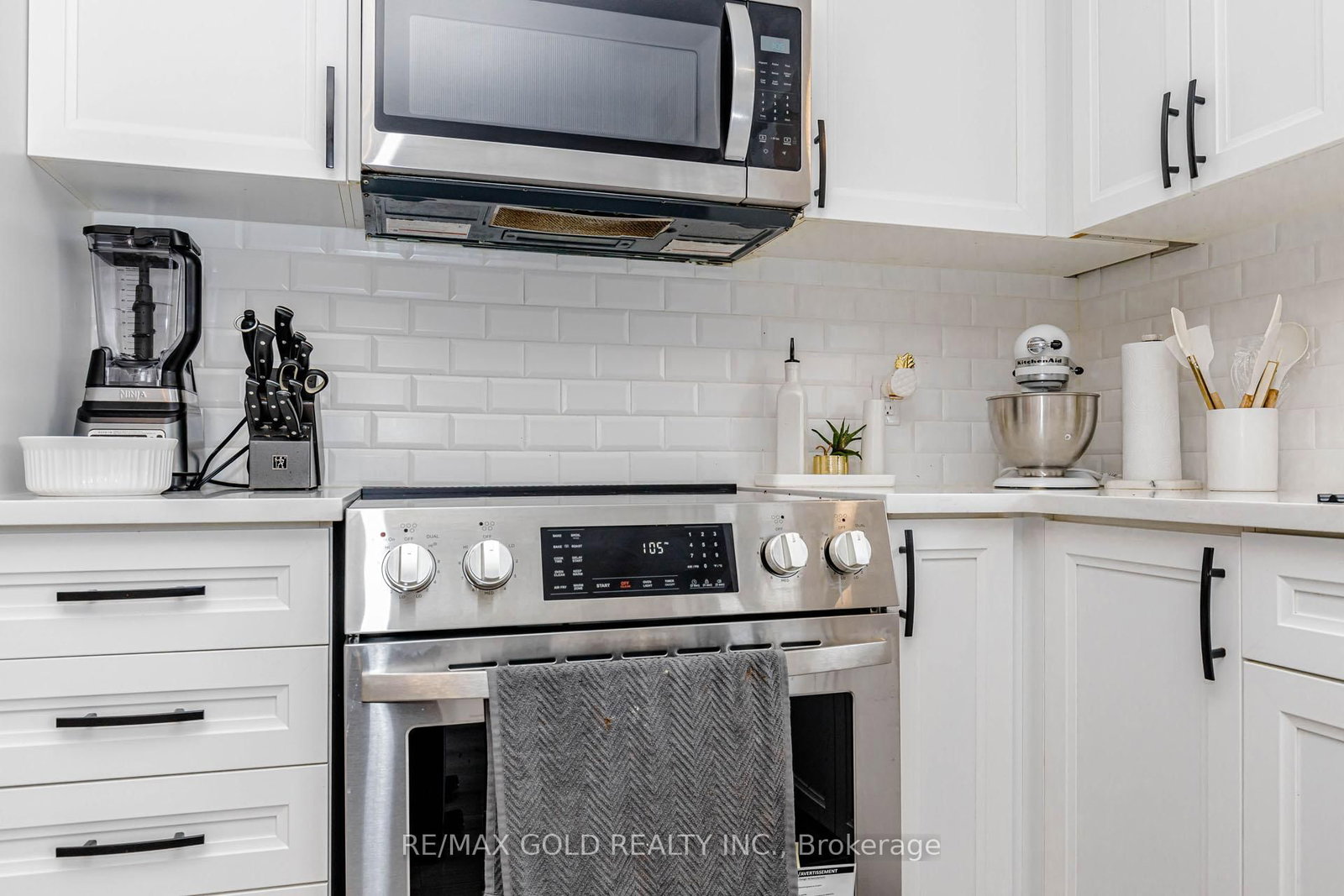 18 Wilkinson Avenue - Photo 18