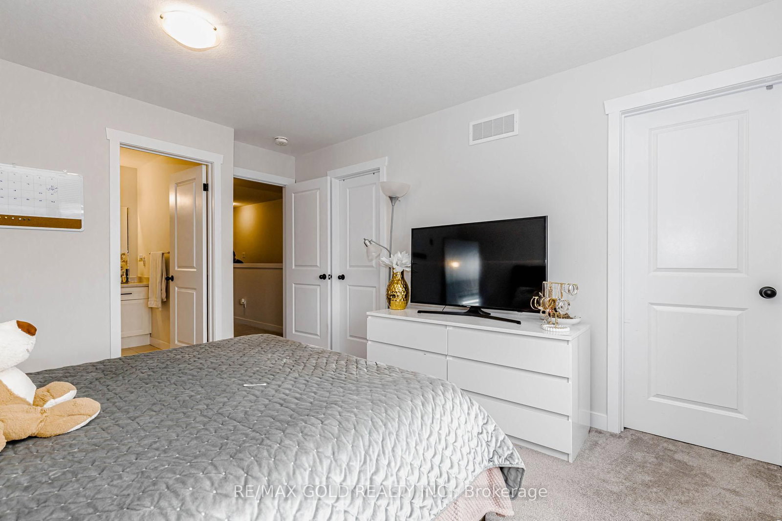 18 Wilkinson Avenue - Photo 29